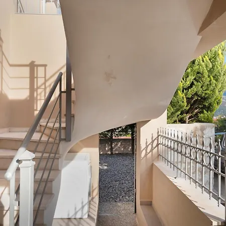 D' Angelo 4 Apartmán
